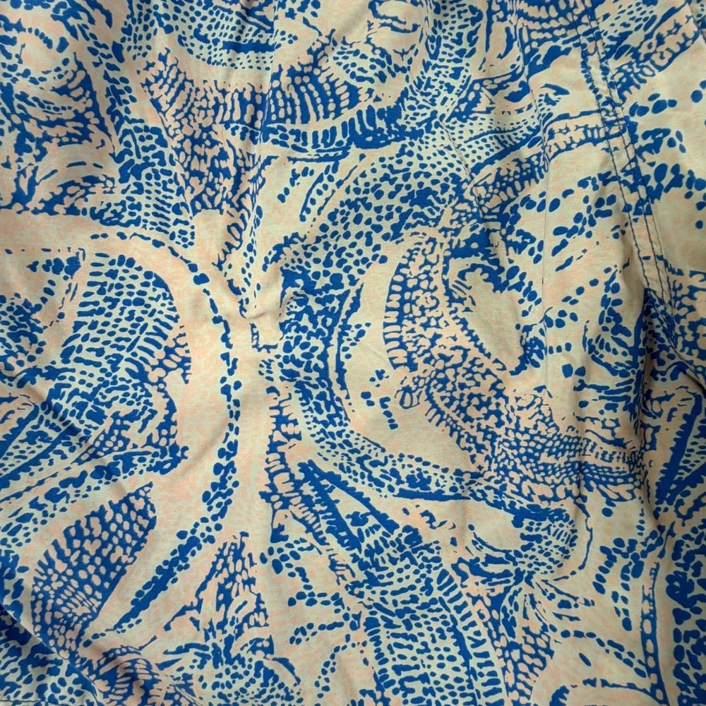 Lilly Pulitzer Mens Medium Capri Trunk Swim Shorts Pink Blue Alligator Print